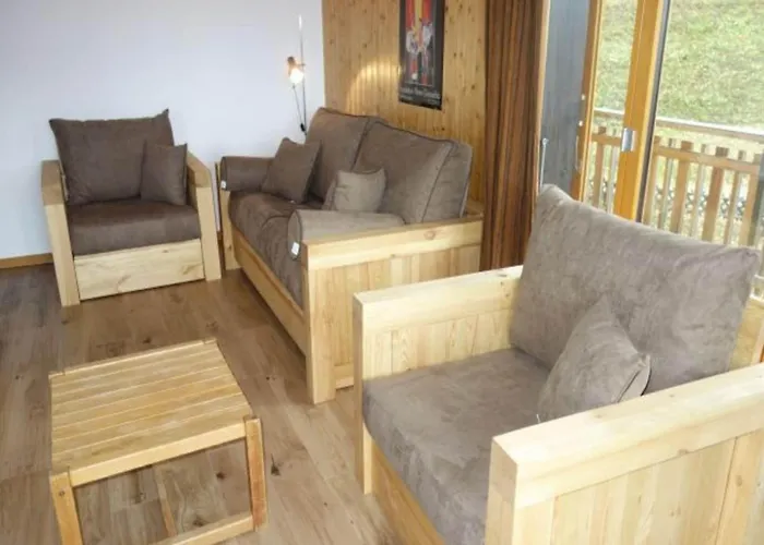 Centrally-located In Appartement Veysonnaz